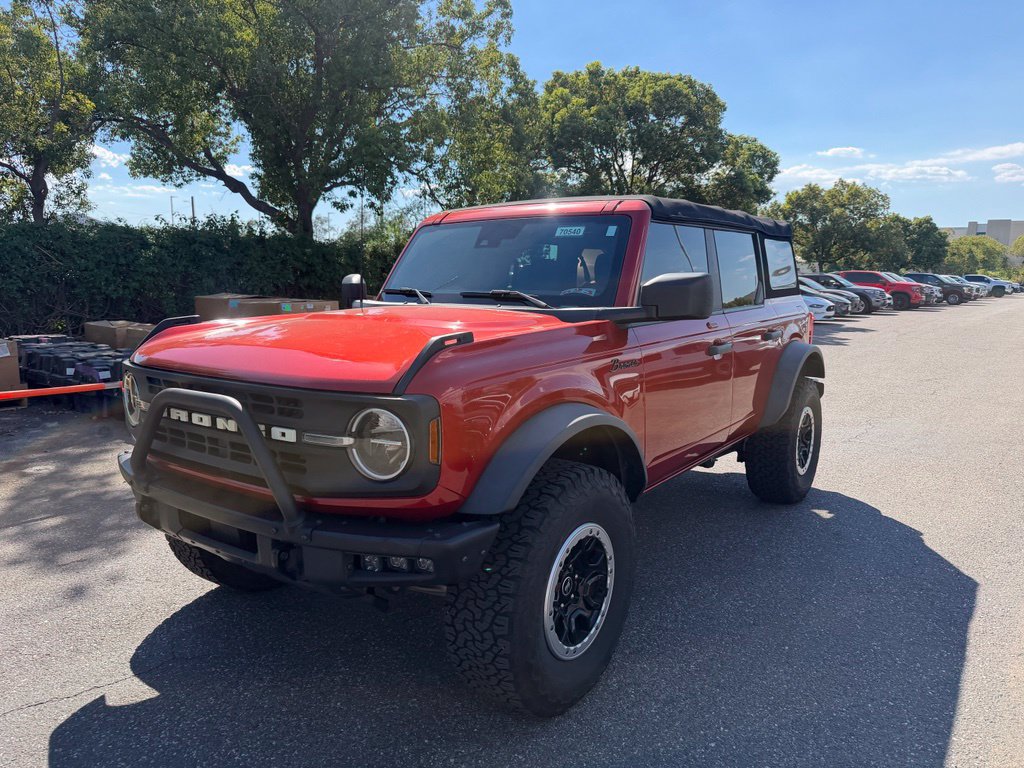 Used 2022 Ford Bronco 4-Door w/ Sasquatch Package AWD/4WD image 1