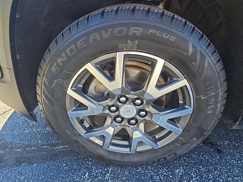 Used 2020 GMC Acadia SLE w/ Driver Convenience Package image 35