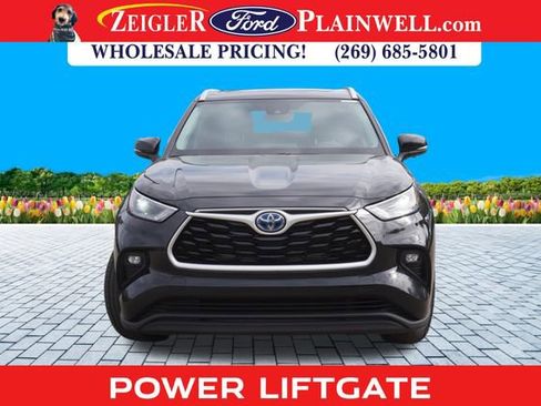 Used 2023 Toyota Highlander XLE image 8