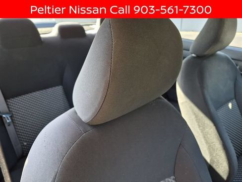 Used 2021 Nissan Versa S FWD image 11