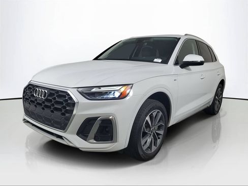 Used 2023 Audi Q5 2.0T Premium Plus w/ Premium Plus Package AWD/4WD image 3