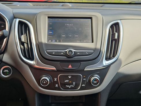 Used 2021 Chevrolet Equinox LT AWD/4WD image 27
