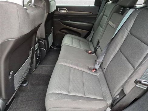 Used 2021 Jeep Grand Cherokee Laredo AWD/4WD image 20