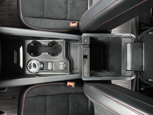 Used 2025 Ford Explorer ST image 35