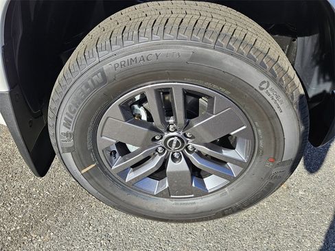 New 2026 Nissan Frontier SV w/ SV Convenience Package image 13