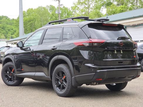 New 2026 Nissan Rogue SV w/ Rock Creek Premium Package AWD/4WD image 7