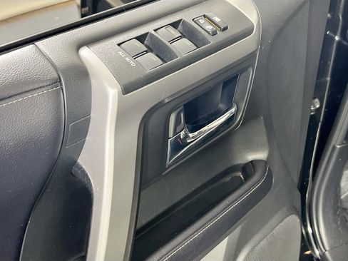 Used 2019 Toyota 4Runner SR5 image 17