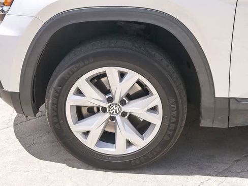 Used 2019 Volkswagen Atlas SE FWD image 5