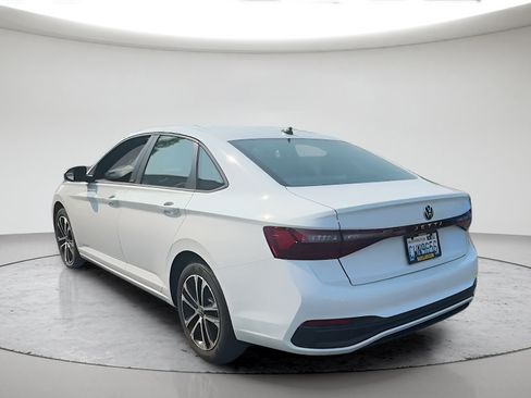 Used 2026 Volkswagen Jetta Sport FWD image 9