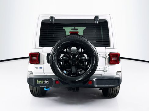 Used 2023 Jeep Wrangler Sahara w/ Cold Weather Group image 7