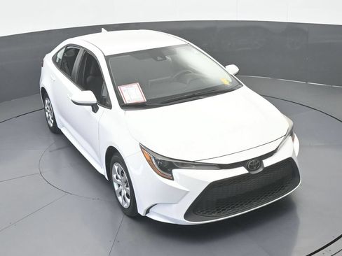 Used 2021 Toyota Corolla LE FWD image 44
