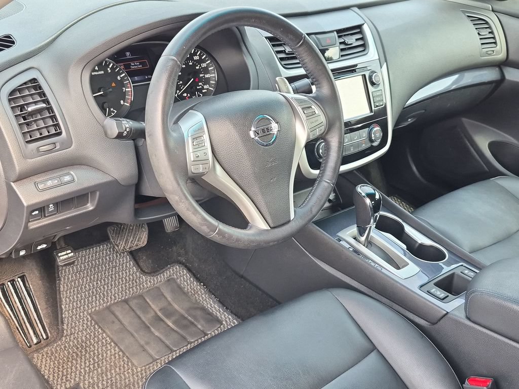 Used 2018 Nissan Altima 2.5 SR w/ SR Special Edition FWD image 11