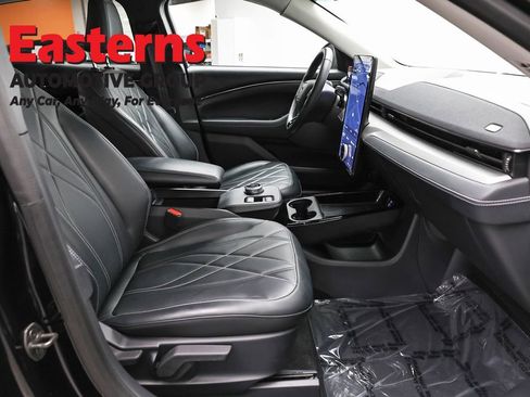 Used 2021 Ford Mustang Mach-E Select w/ Comfort/Appearance Package image 24