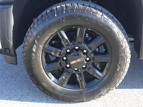 New 2026 GMC Sierra 2500 AT4 w/ AT4 Premium Plus Package image 11