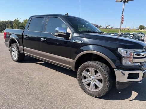 Used 2018 Ford F150 Lariat w/ Equipment Group 502A Luxury AWD/4WD image 9