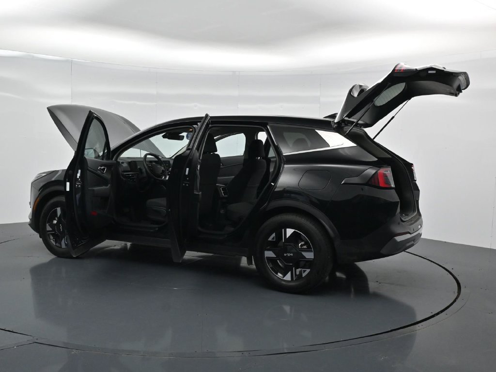 Used 2026 Kia Sportage LX FWD image 35