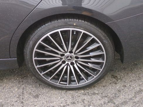 New 2026 Mercedes-Benz C 300 4MATIC Sedan image 16