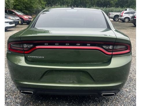 Used 2021 Dodge Charger SXT w/ Cold Weather Package RWD image 2
