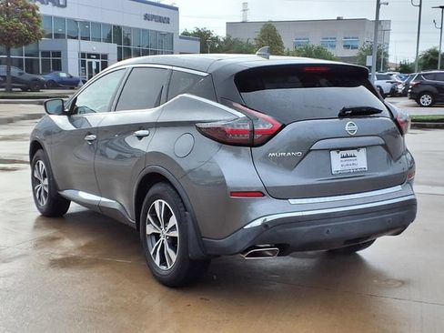 Used 2021 Nissan Murano S FWD image 2