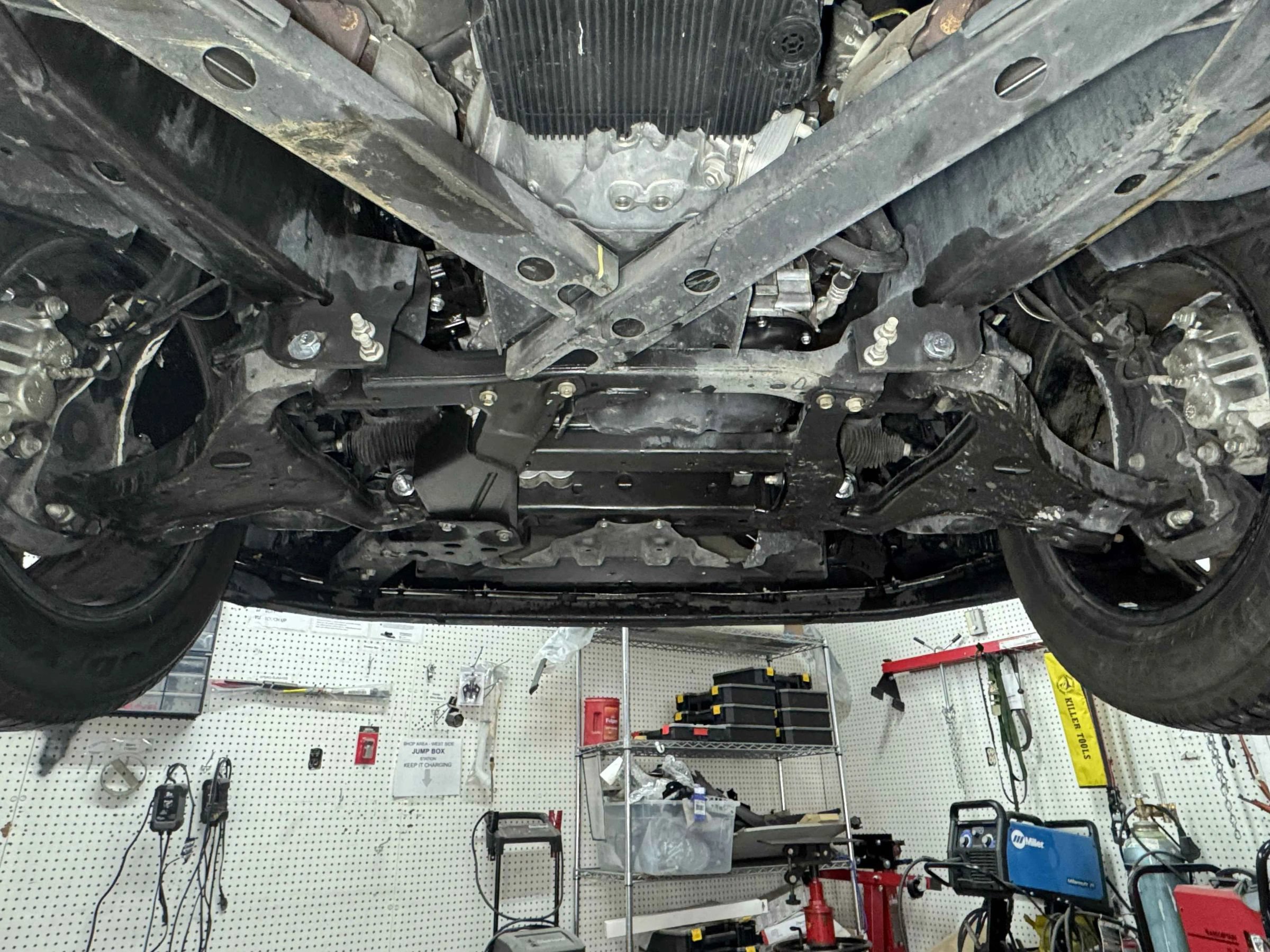 Used 2021 Nissan Titan Platinum Reserve w/ Moonroof Package RWD image 40