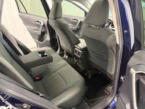 Used 2019 Toyota RAV4 XLE image 11