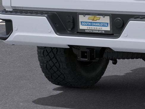 New 2026 Chevrolet Silverado 2500 ZR2 AWD/4WD image 39