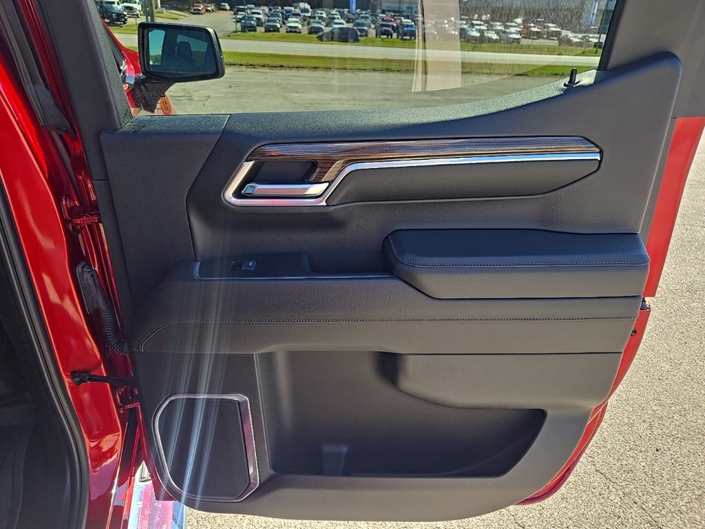 Used 2024 Chevrolet Silverado 1500 RST AWD/4WD image 22