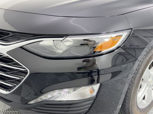 Used 2024 Chevrolet Malibu LT image 11