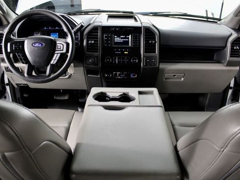 Used 2022 Ford F350 XL w/ Power Equipment Group image 27