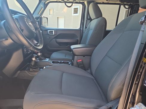 Used 2020 Jeep Wrangler Unlimited Sport S AWD/4WD image 16