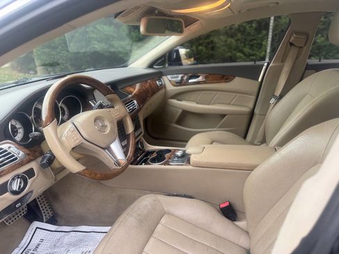 Used 2012 Mercedes-Benz CLS 550 4MATIC image 27
