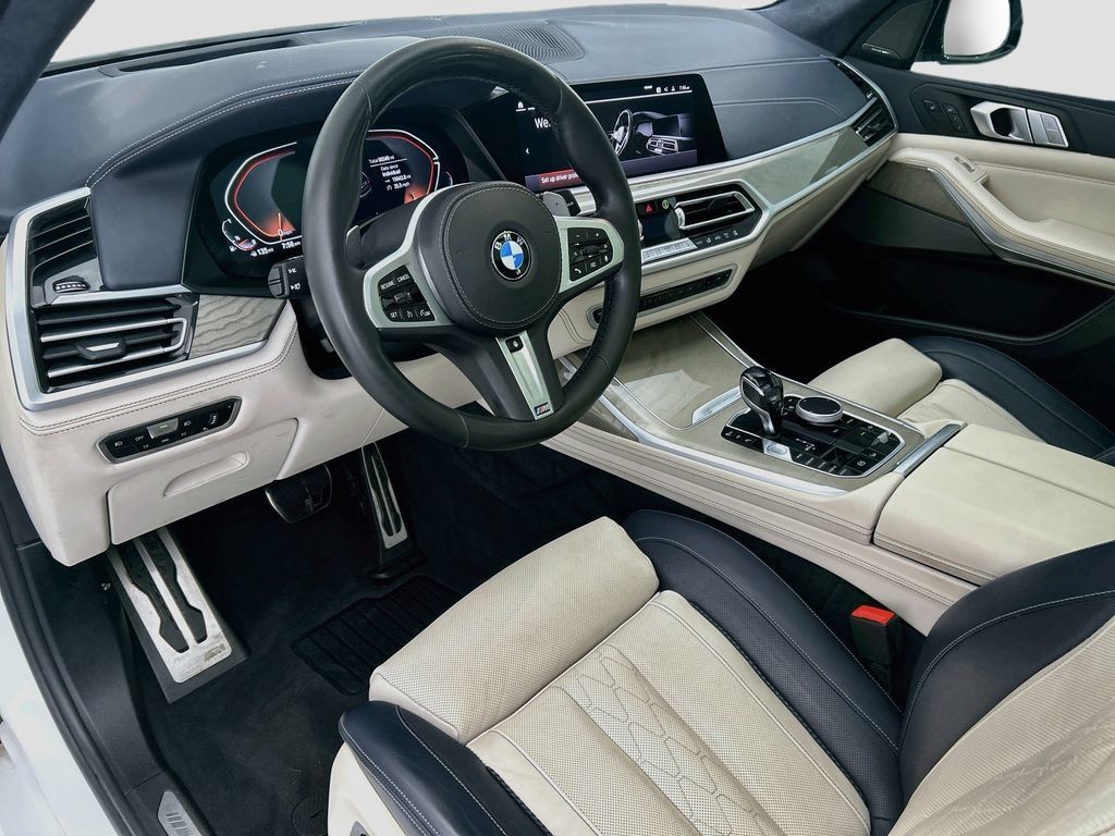 Used 2021 BMW X7 xDrive40i w/ M Sport Package AWD/4WD image 9
