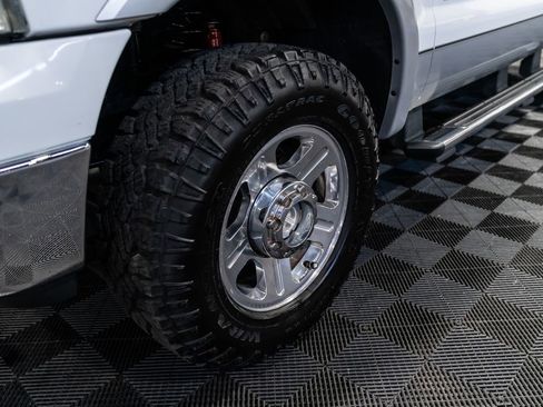 Used 2006 Ford F350 Lariat AWD/4WD image 11