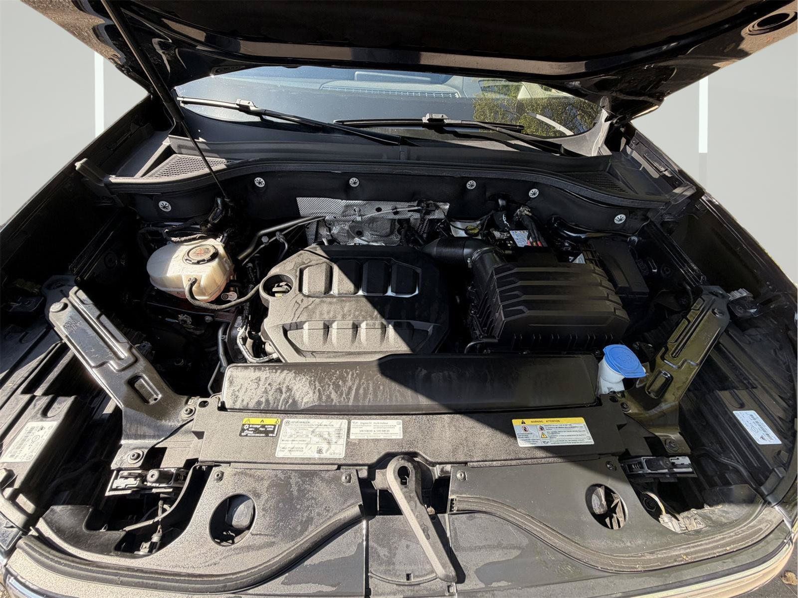 Used 2024 Volkswagen Atlas SEL AWD/4WD image 19
