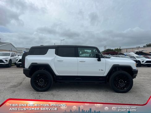 New 2026 GMC Hummer EV SUV image 8