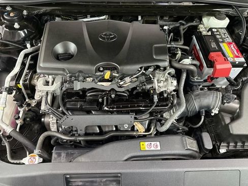 Used 2021 Toyota Camry XSE w/ Cold Weather Package AWD/4WD image 29