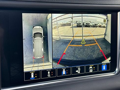 Certified 2023 GMC Yukon XL Denali w/ Max Trailering Package RWD image 29