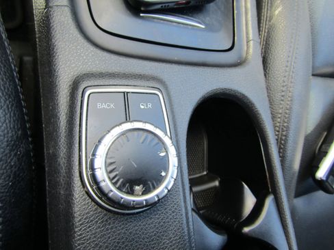 Used 2014 Mercedes-Benz CLA 250 image 26