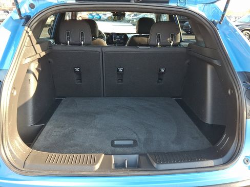 Certified 2024 Chevrolet Trax RS image 29