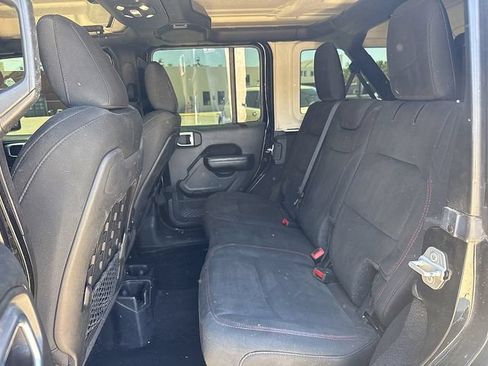 Used 2020 Jeep Wrangler Unlimited Rubicon AWD/4WD image 11