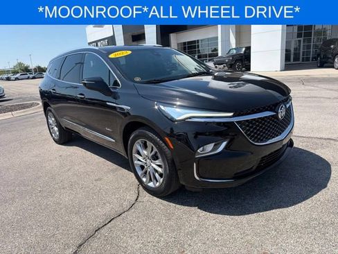 Used 2023 Buick Enclave Avenir AWD/4WD image 3