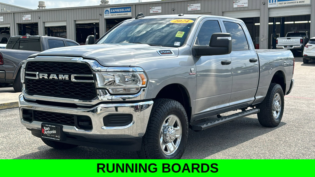 Used 2024 RAM 2500 Tradesman w/ Chrome Appearance Group AWD/4WD image 3