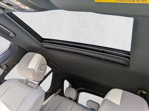 Used 2025 Mercedes-Benz GLE 350 4MATIC image 15