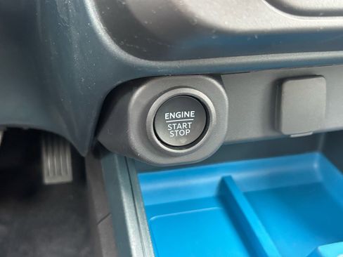 New 2026 Ford Maverick XLT w/ XLT Luxury Package AWD/4WD image 6