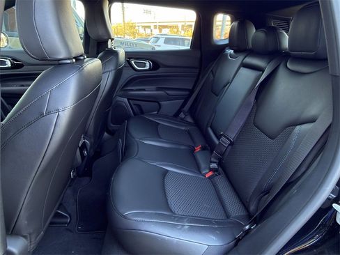 New 2026 Jeep Compass Latitude image 20