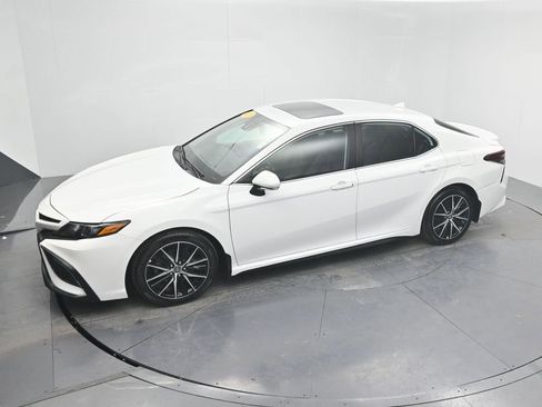 Used 2023 Toyota Camry SE image 53