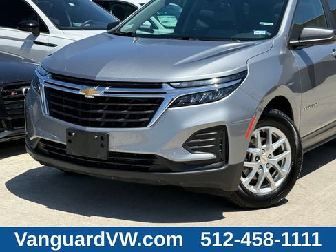 Used 2024 Chevrolet Equinox LS w/ LS Convenience Package FWD image 2