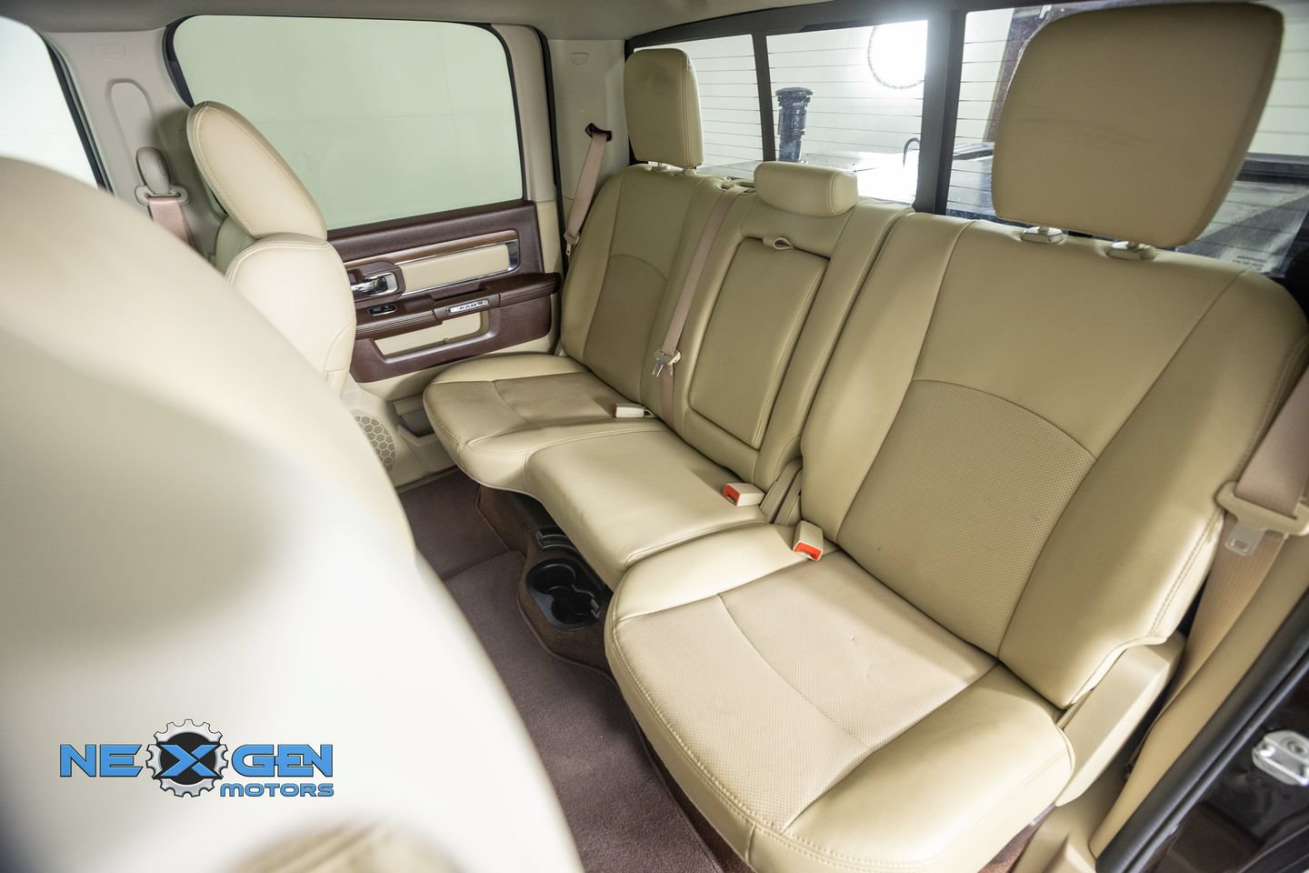 Used 2017 RAM 2500 Laramie w/ Convenience Group AWD/4WD image 35