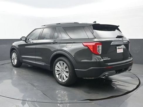 Used 2023 Ford Explorer Limited w/ Limited Technology Package RWD image 3