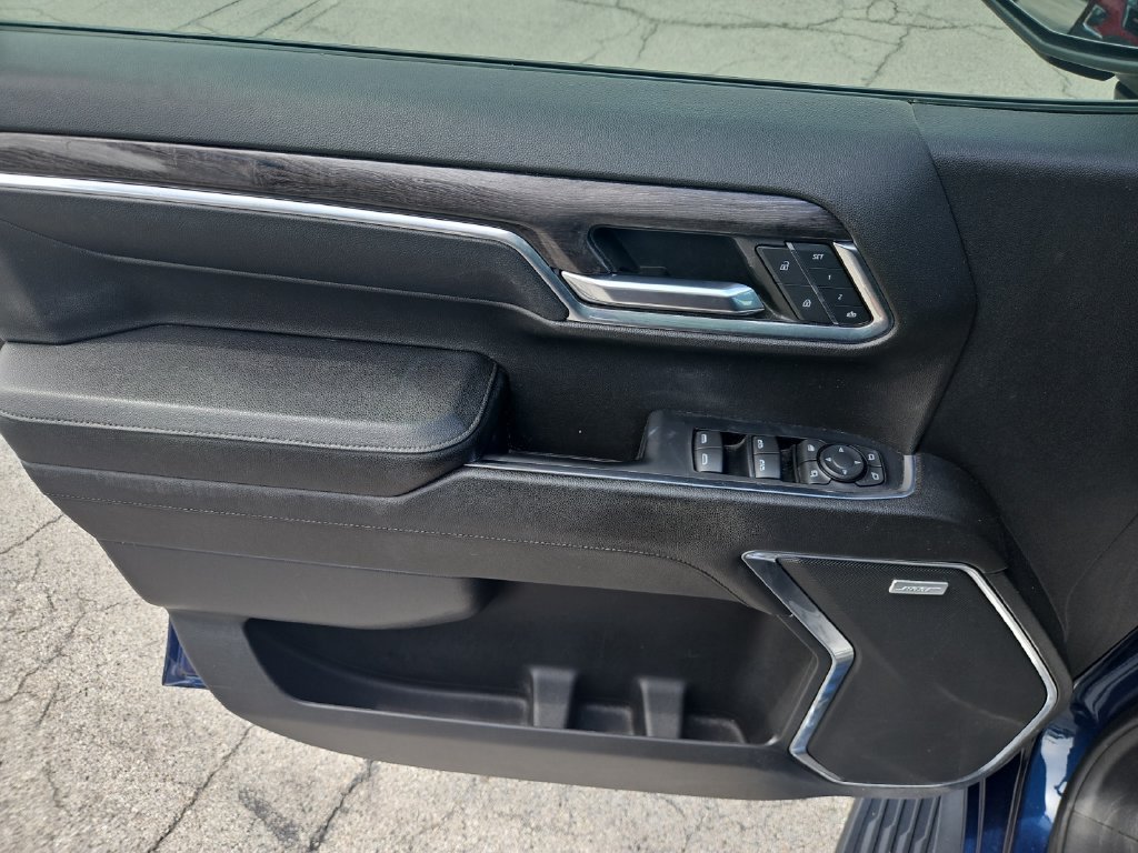 Certified 2023 Chevrolet Silverado 1500 LTZ AWD/4WD image 11